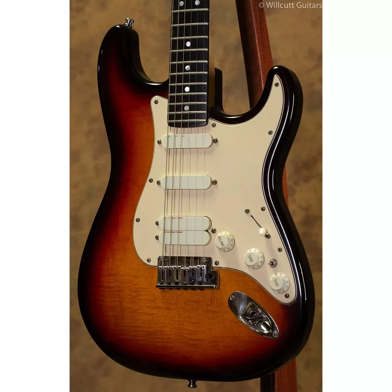 1990-fender-ultra-stratocaster-used 1990 Fender Ultra Stratocaster USED
