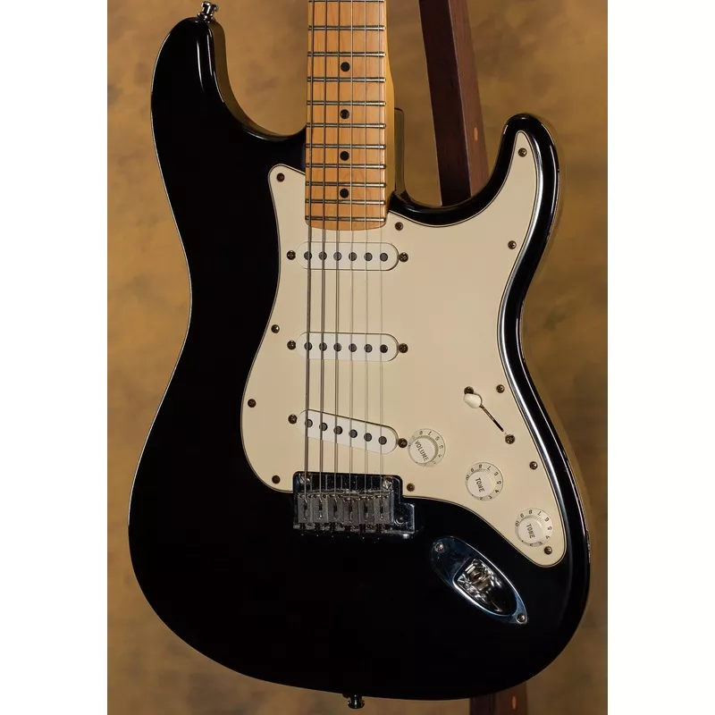 2001-fender-american-stratocaster-black-maple 2001 Fender American Stratocaster Black Maple