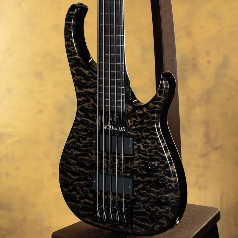 2002-modulus-quantum-5-string-bass-blackstone 2002 Modulus Quantum 5 String Bass Blackstone