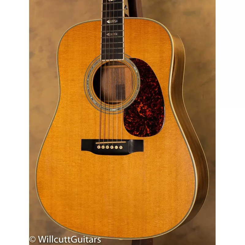2004 Martin D-40