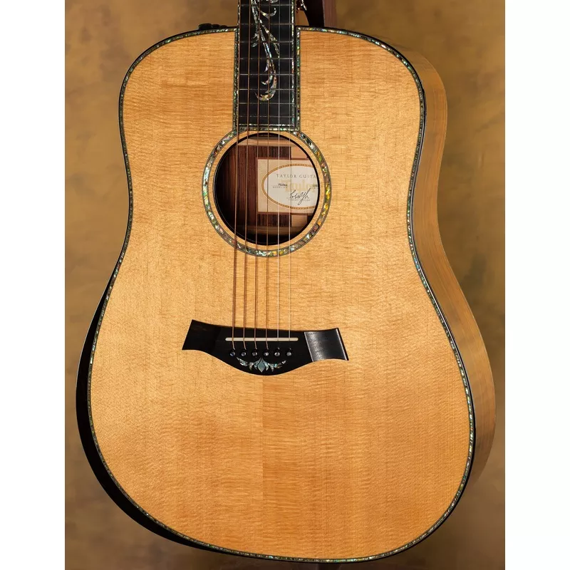 2013-taylor-presentation-series-ps10e-dreadnought 2013 Taylor Presentation Series PS10e Dreadnought