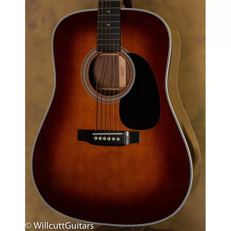 2015-martin-d-28-ambertone 2015 Martin D-28 Ambertone