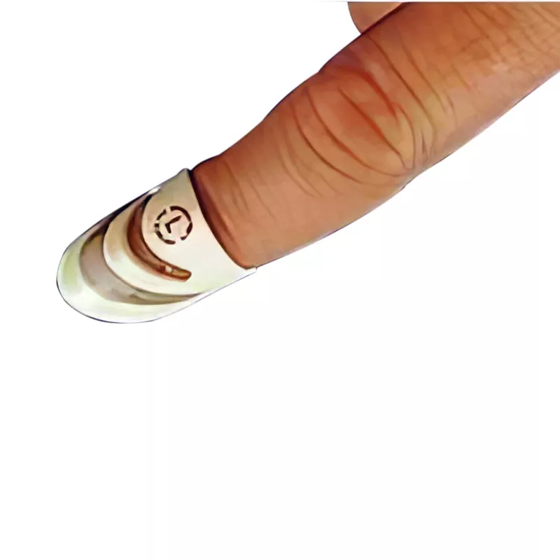 alaska-pik-large-plastic-fingerpick Alaska Pik Large Plastic Fingerpick