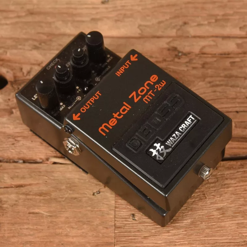 boss-mt-2w-waza Boss MT-2w Waza