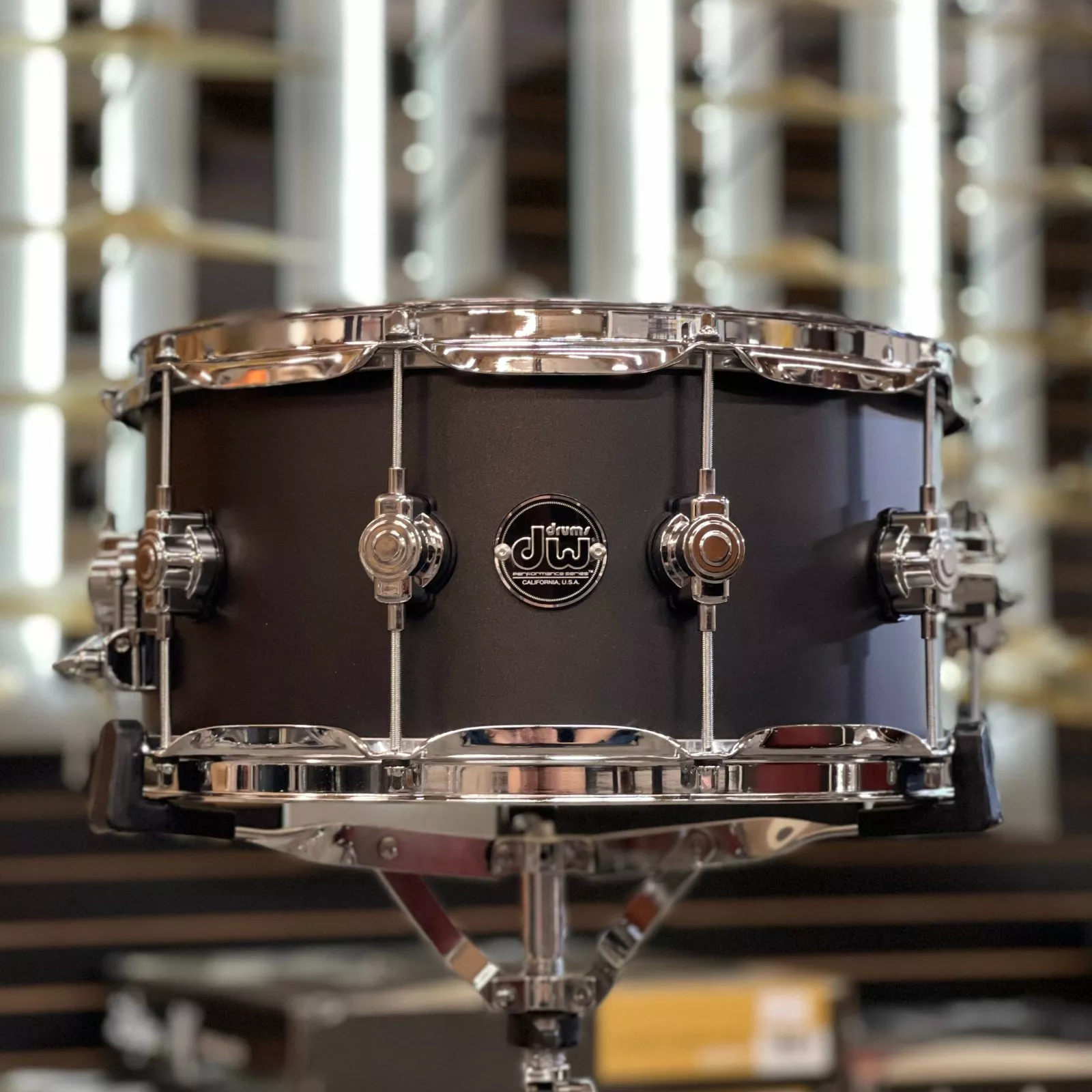 dw-drpt6514sscm-14x6-5-performance-snare-drum-charcoal-metallic DW DRPT6514SSCM 14X6.5 PERFORMANCE SNARE DRUM CHARCOAL METALLIC