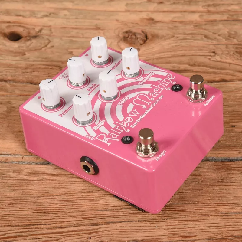 earthquaker-devices-rainbow-machine Earthquaker Devices Rainbow Machine