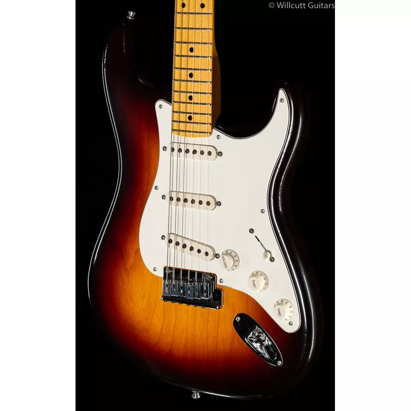fender-2012-custom-shop-strat-pro-closet-classic-faded-2-tone-sunburst Fender 2012 Custom Shop Strat Pro Closet Classic Faded 2-Tone Sunburst