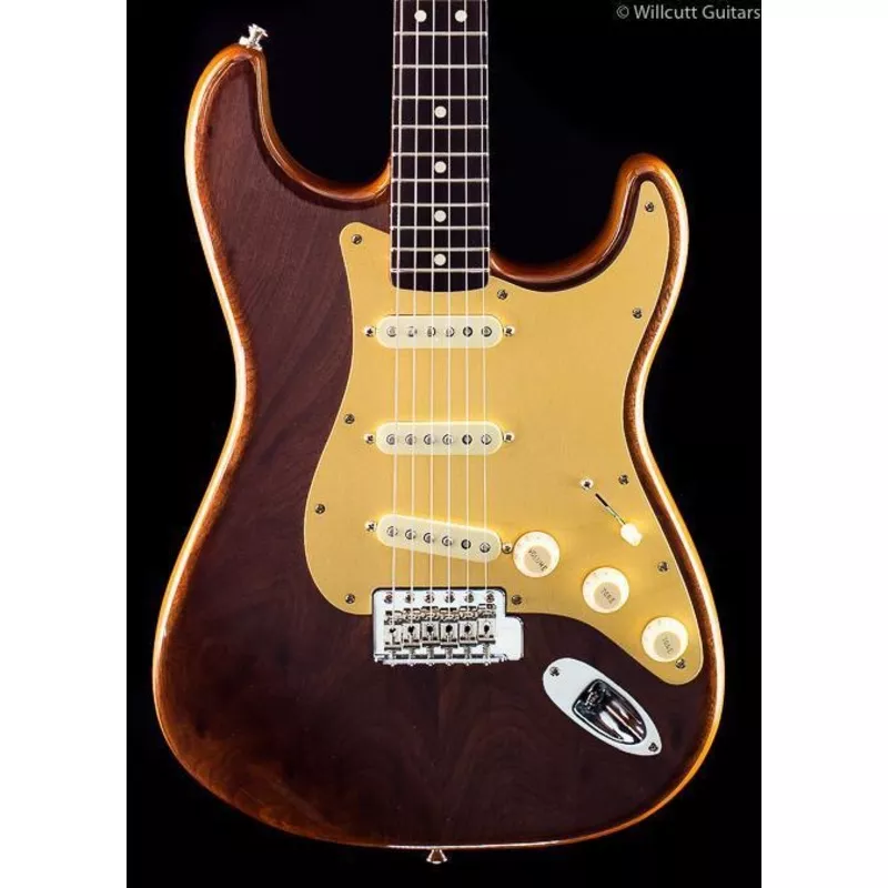 Fender American Custom Ltd. Walnut Roasted Stratocaster (953)