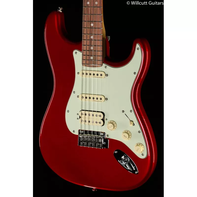 fender-deluxe-strat-hss-candy-apple-red Fender Deluxe Strat HSS Candy Apple Red