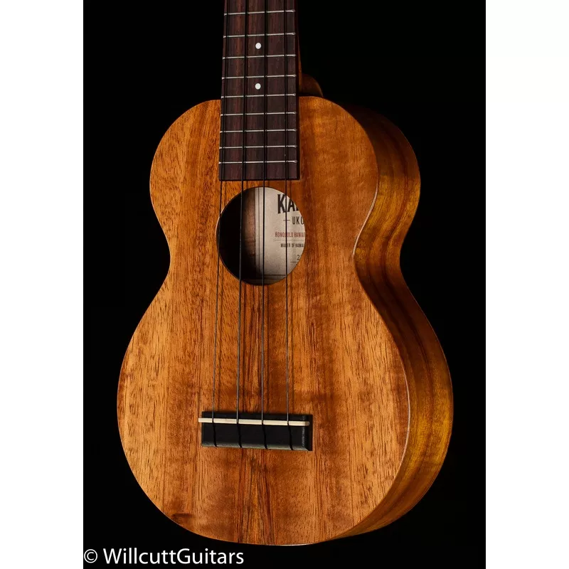 Kamaka HF-1 Standard Soprano with Case (090)