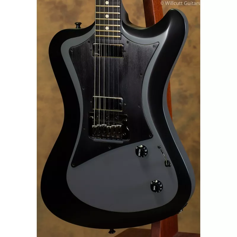Knaggs USED Tuckahoe Grey Black