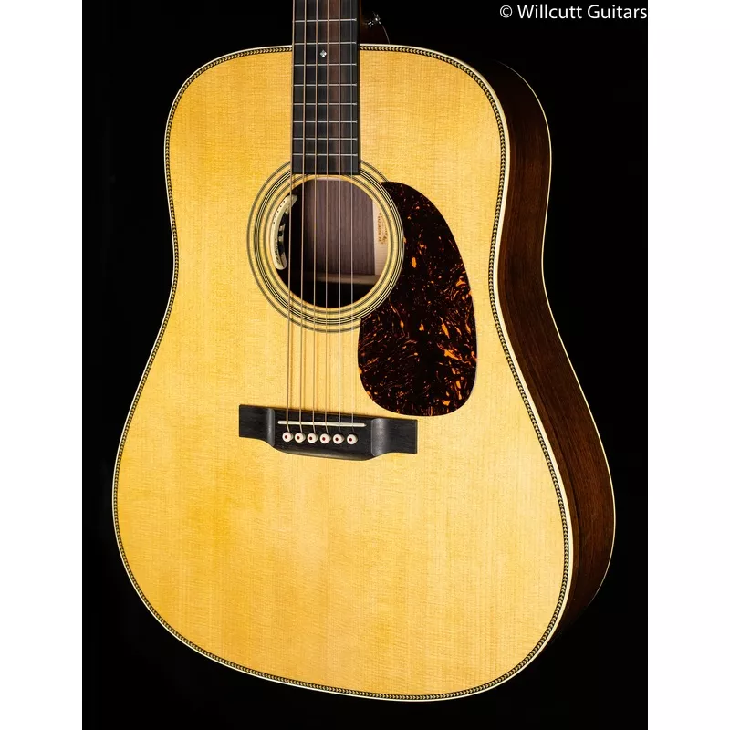 martin-hd-28e-lr-baggs-411 Martin HD-28E LR Baggs (411)