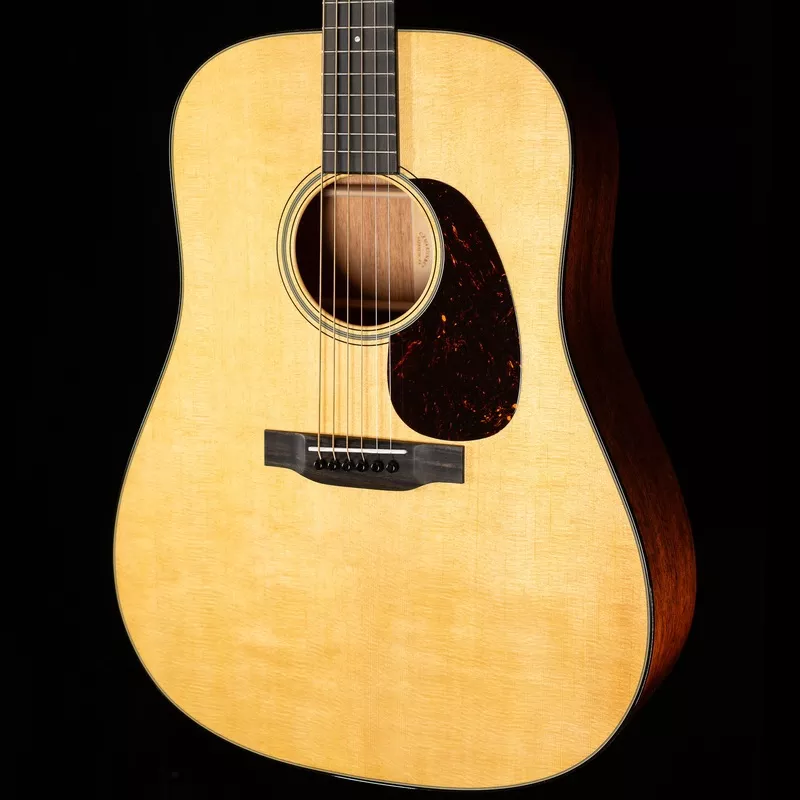 Martin Super D-18 (083)