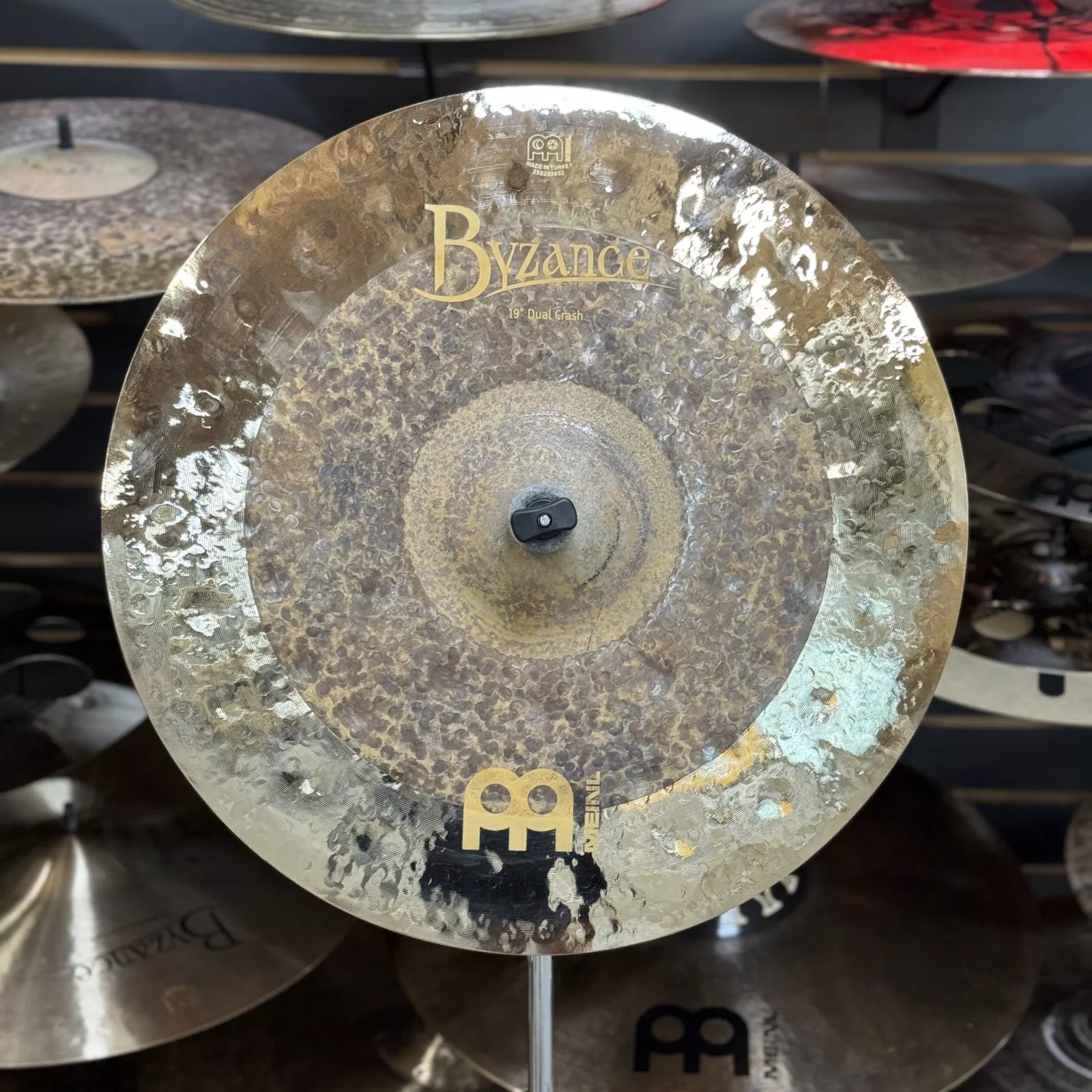 meinl-b19duc-19-byzance-dual-crash-floor-model Meinl B19DUC 19" Byzance Dual Crash - Floor Model