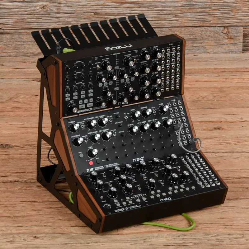 moog-sound-studio-3-mother-32-dfam-subharmonicon Moog Sound Studio 3 Mother-32 / DFAM / Subharmonicon