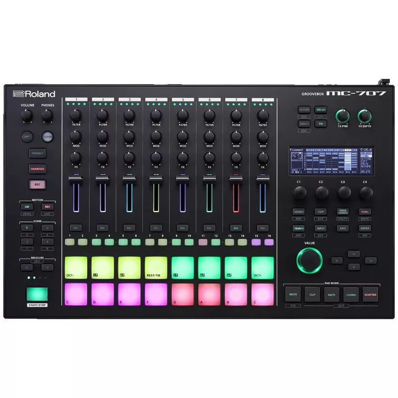 roland-mc-707-groovebox Roland MC-707 Groovebox