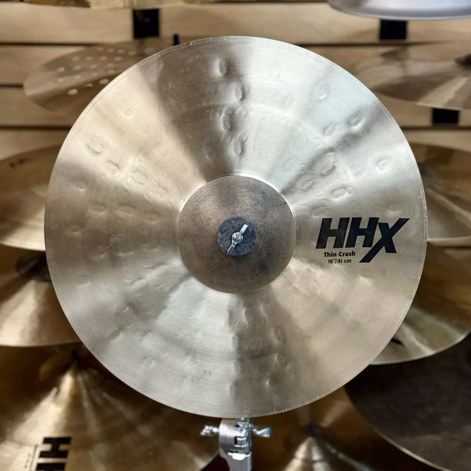 sabian-11606xtn-16-hhx-thin-crash-floor-model-928g SABIAN 11606XTN 16" HHX THIN CRASH - FLOOR MODEL | 928g