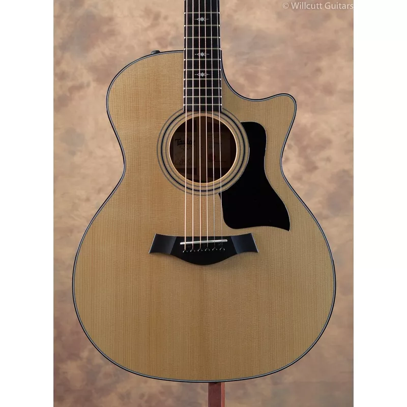 Taylor 314CE Cutaway V-Class USED