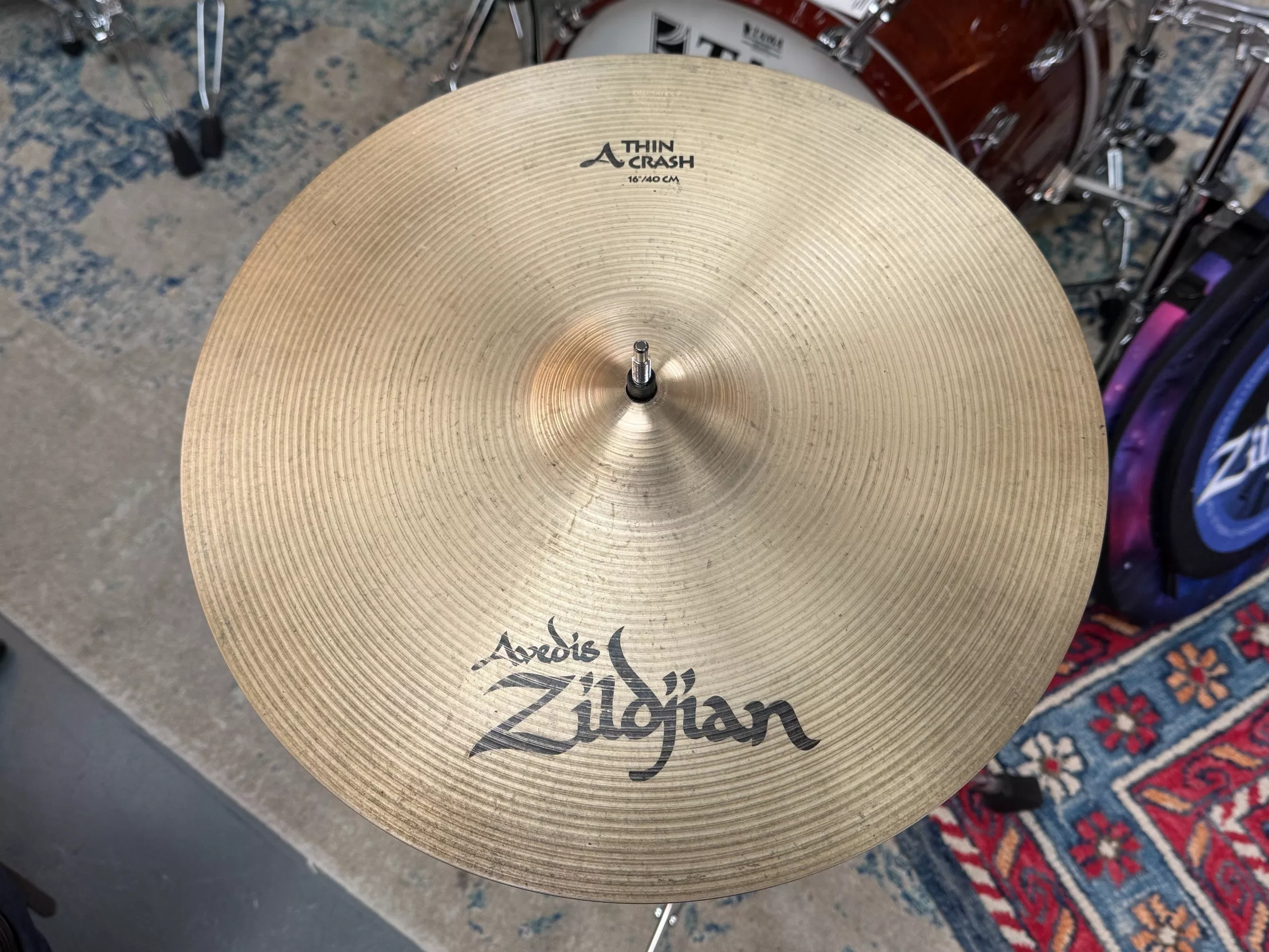 ZILDJIAN 16" A THIN CRASH 1030G - USED